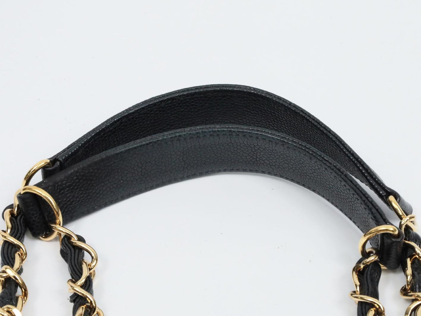 CHANEL GST Caviar 17 series shoulder bag