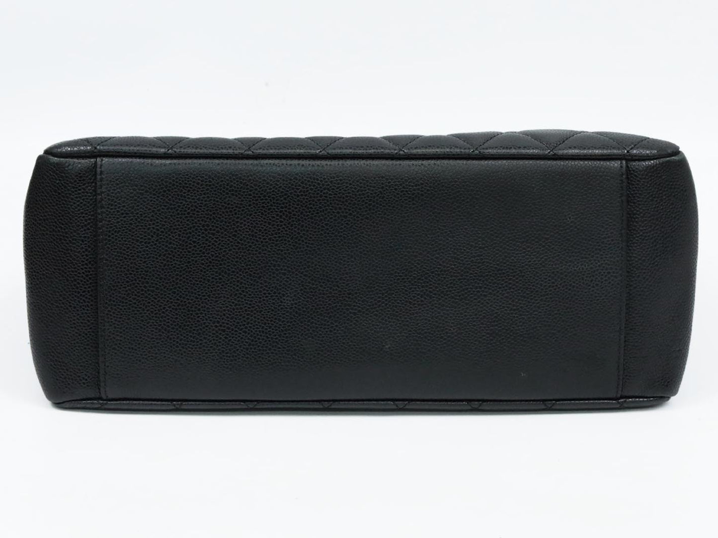 CHANEL GST Caviar 17 series shoulder bag