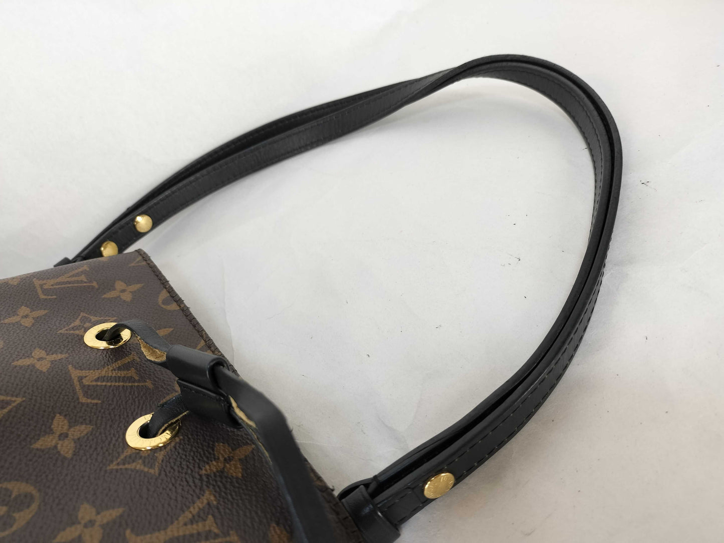 LOUIS VUITTON M44020 Monogram Louis Vuitton Monogram NeoNoe M44020 NZ3168 Shoulder Bag