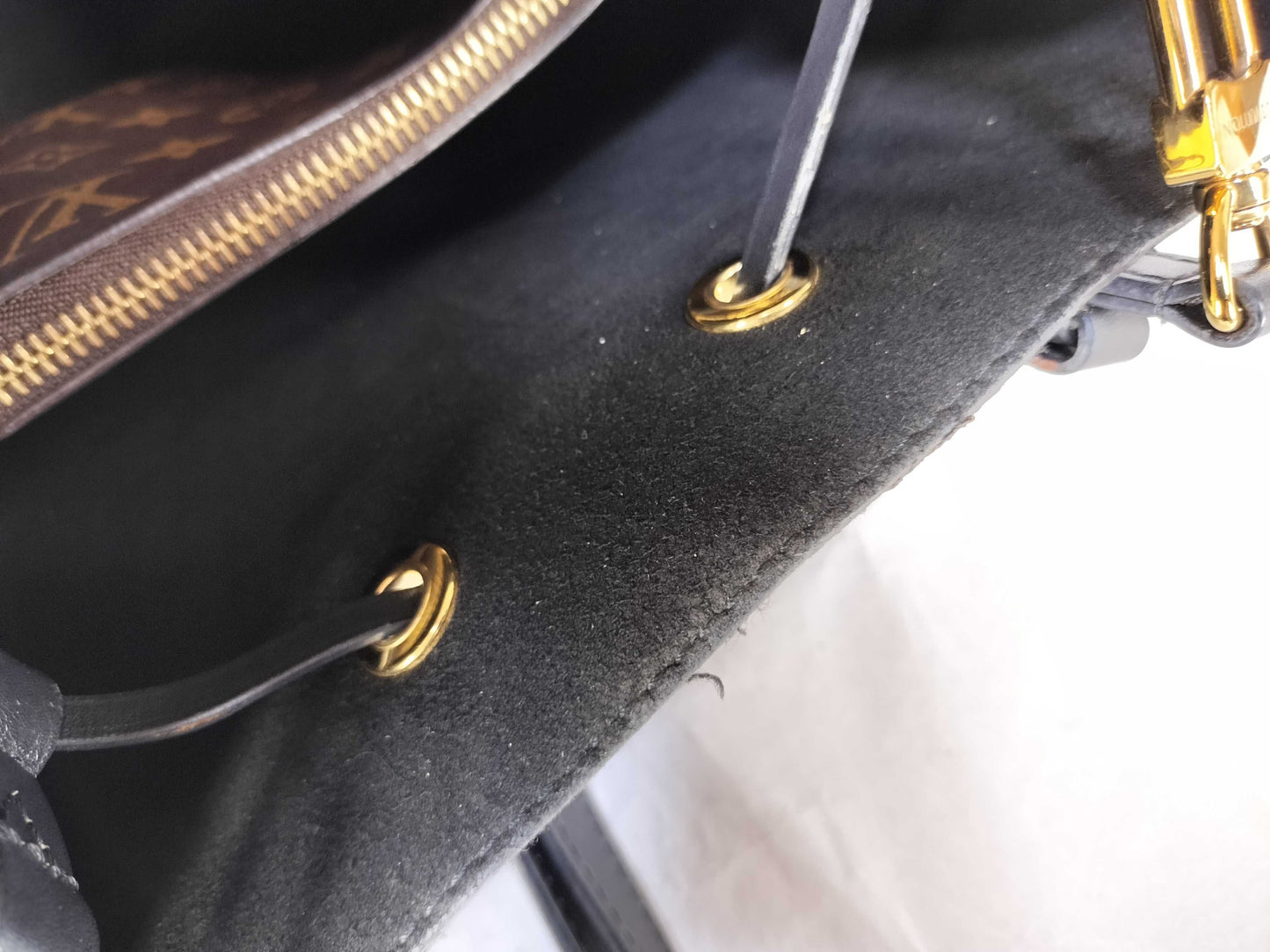 LOUIS VUITTON M44020 Monogram Louis Vuitton Monogram NeoNoe M44020 NZ3168 Shoulder Bag