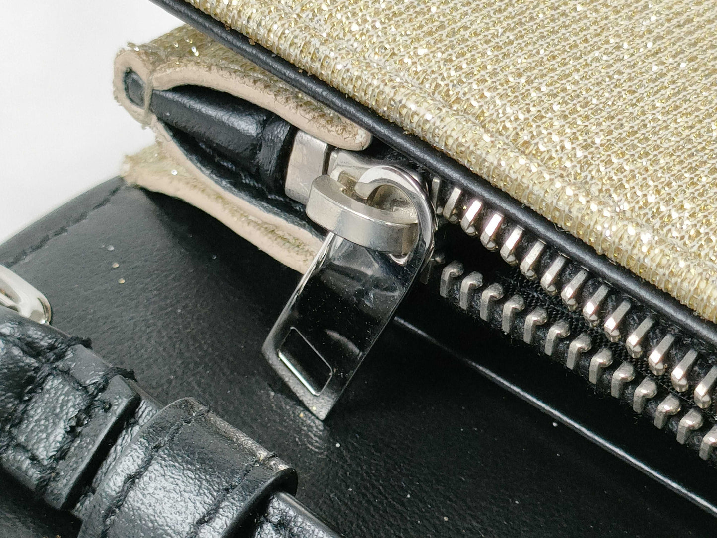Yves Saint Laurent YSL Shoulder Bag
