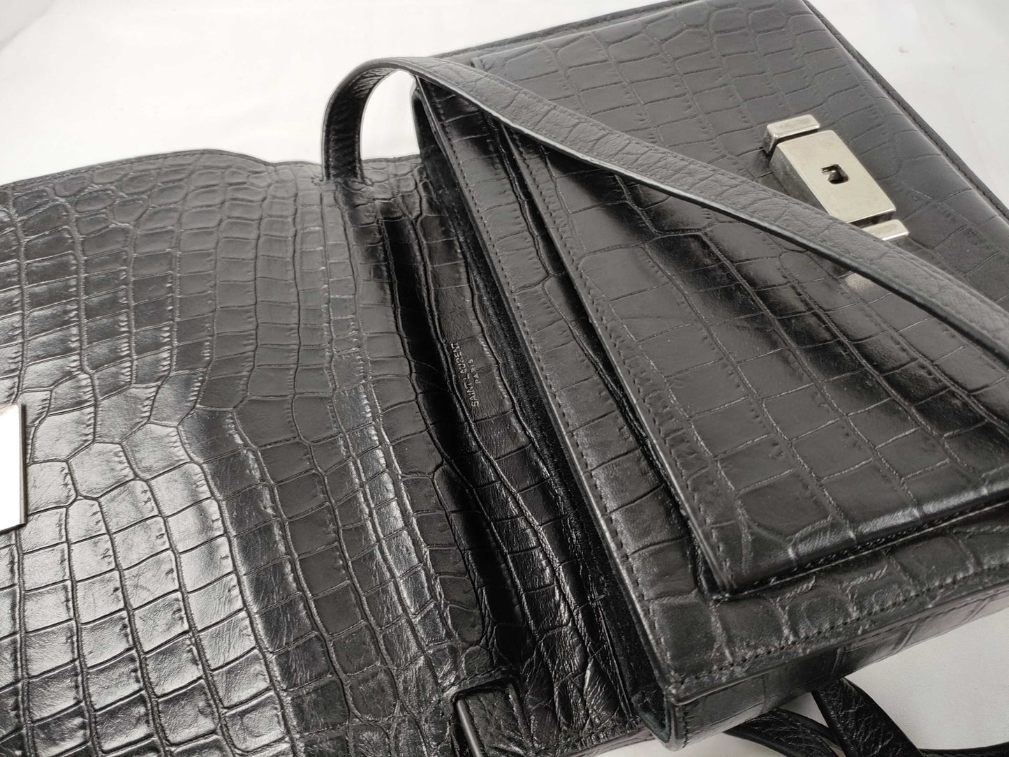Yves Saint Laurent YSL Shoulder Bag