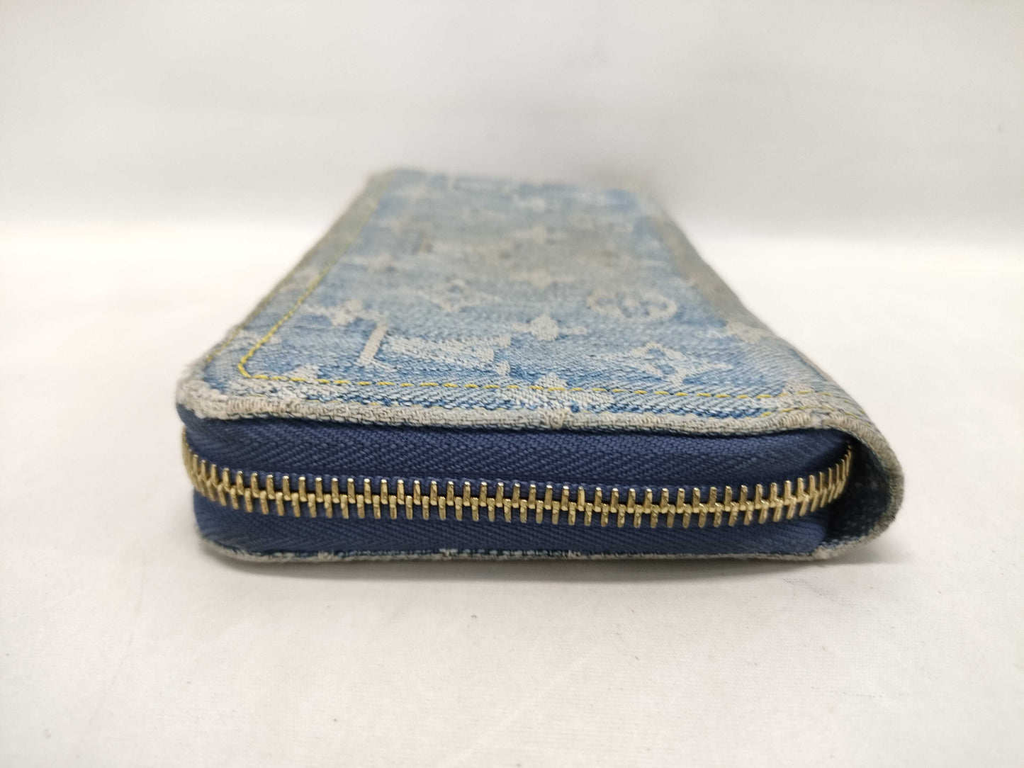 LOUIS VUITTON Monogram Denim Zippy Wallet, Blue, Round Zipper, Long Wallet