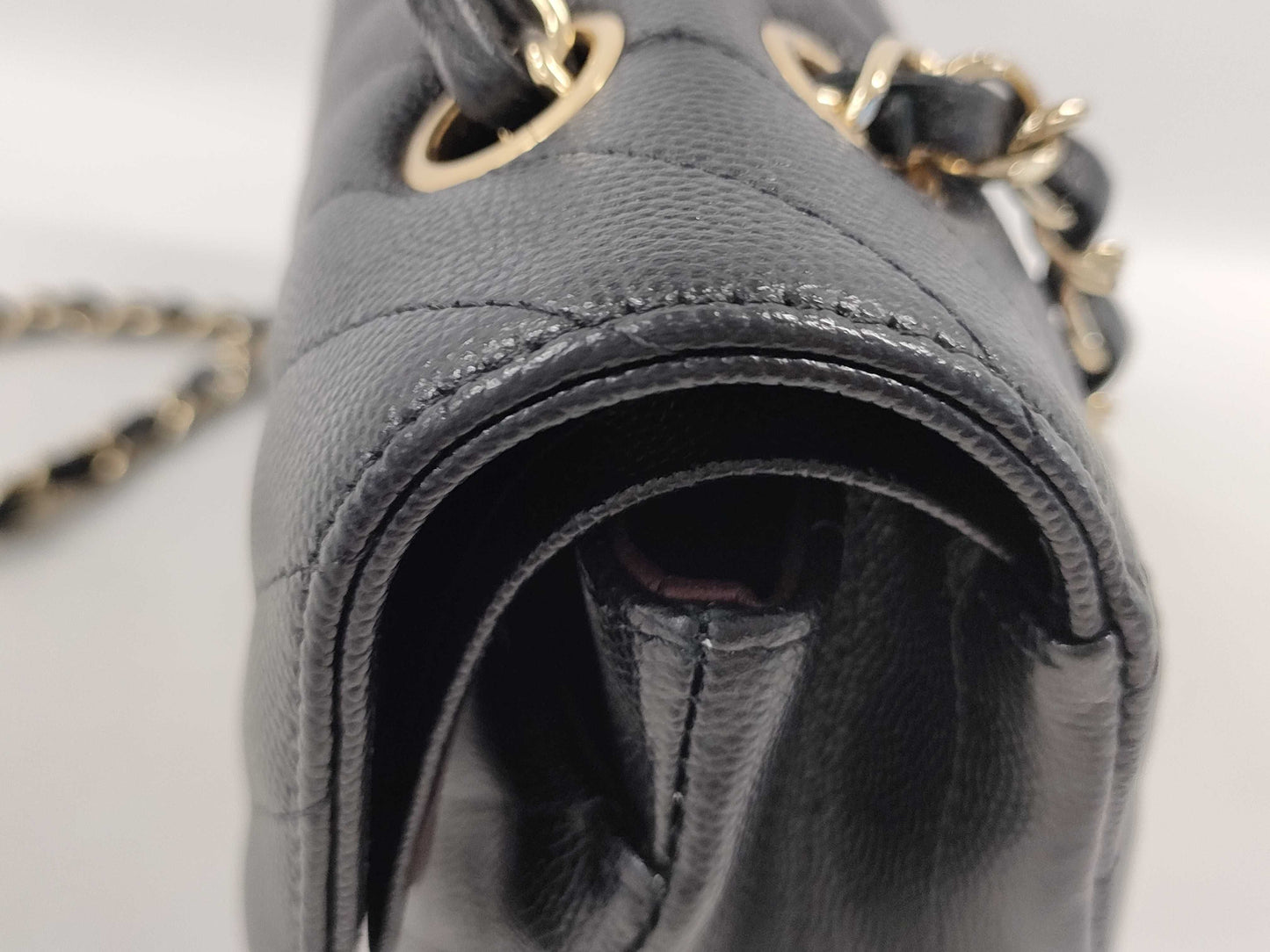 CHANEL Caviar Skin V-Stitch Shoulder Bag