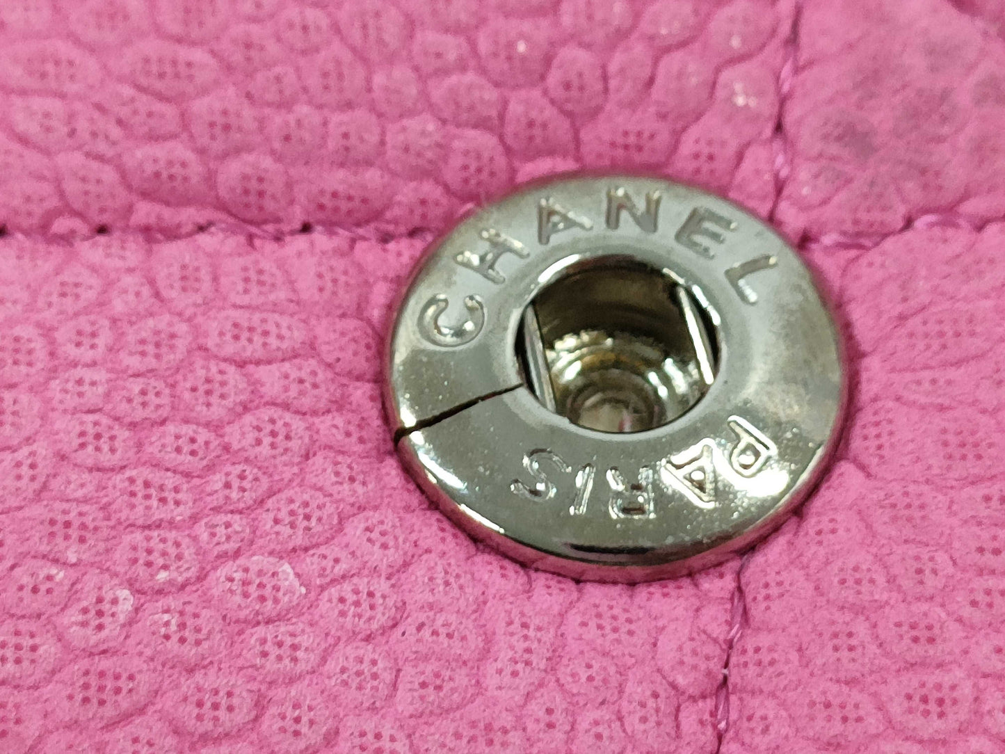 CHANEL Caviar Skin Matelasse 25 Shoulder Bag