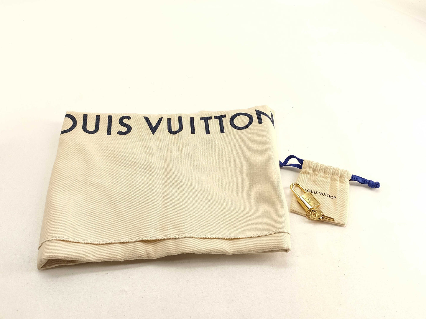 LOUIS VUITTON M45833 Monogram Empreinte Grand Palais MM M45833 Beige RFID Enabled Tote Bag