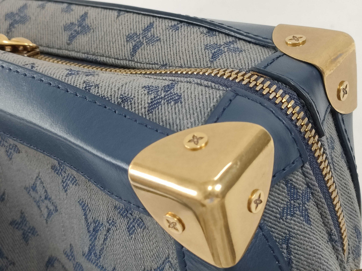 LOUIS VUITTON M 44723 Monogram Denim M44723 Monogram Denim Soft Trunk Canvas Navy Shoulder Bag