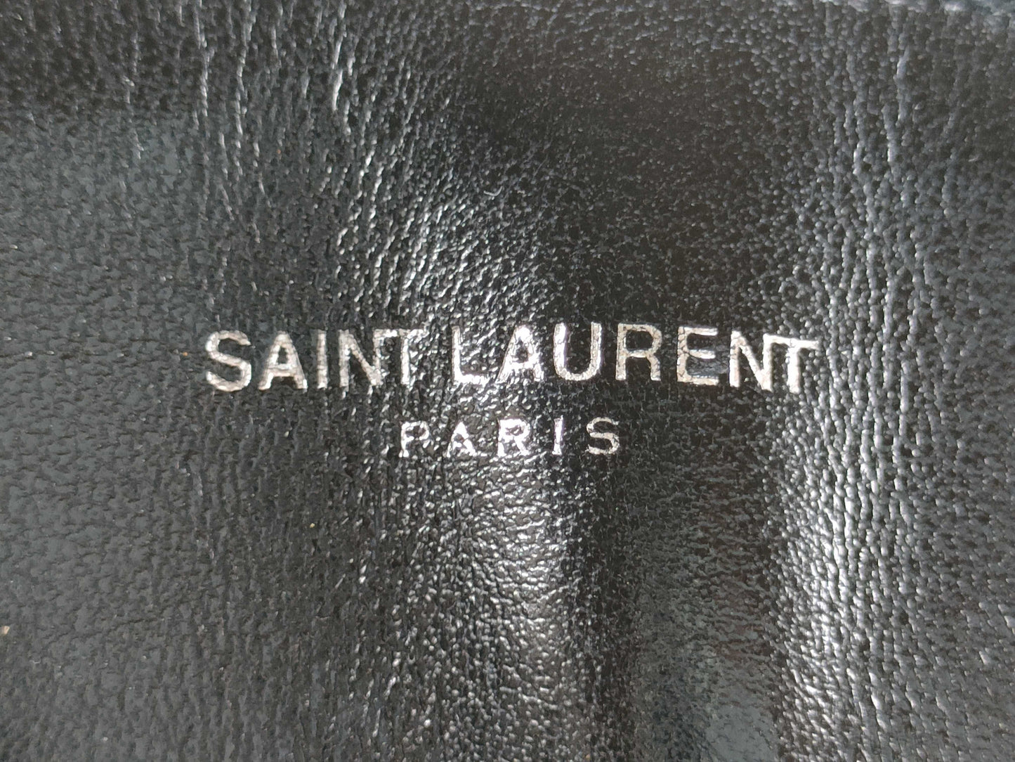 Yves Saint Laurent Lulu Shoulder Bag Shoulder Bag