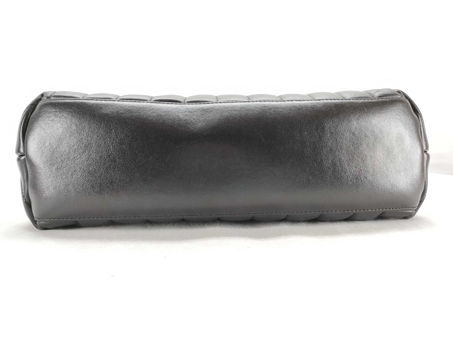 Yves Saint Laurent Lulu Shoulder Bag Shoulder Bag