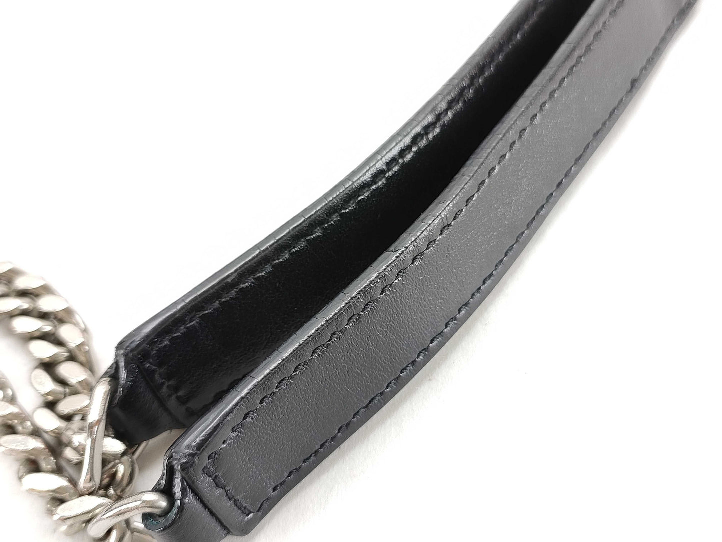 Yves Saint Laurent Lulu Shoulder Bag Shoulder Bag