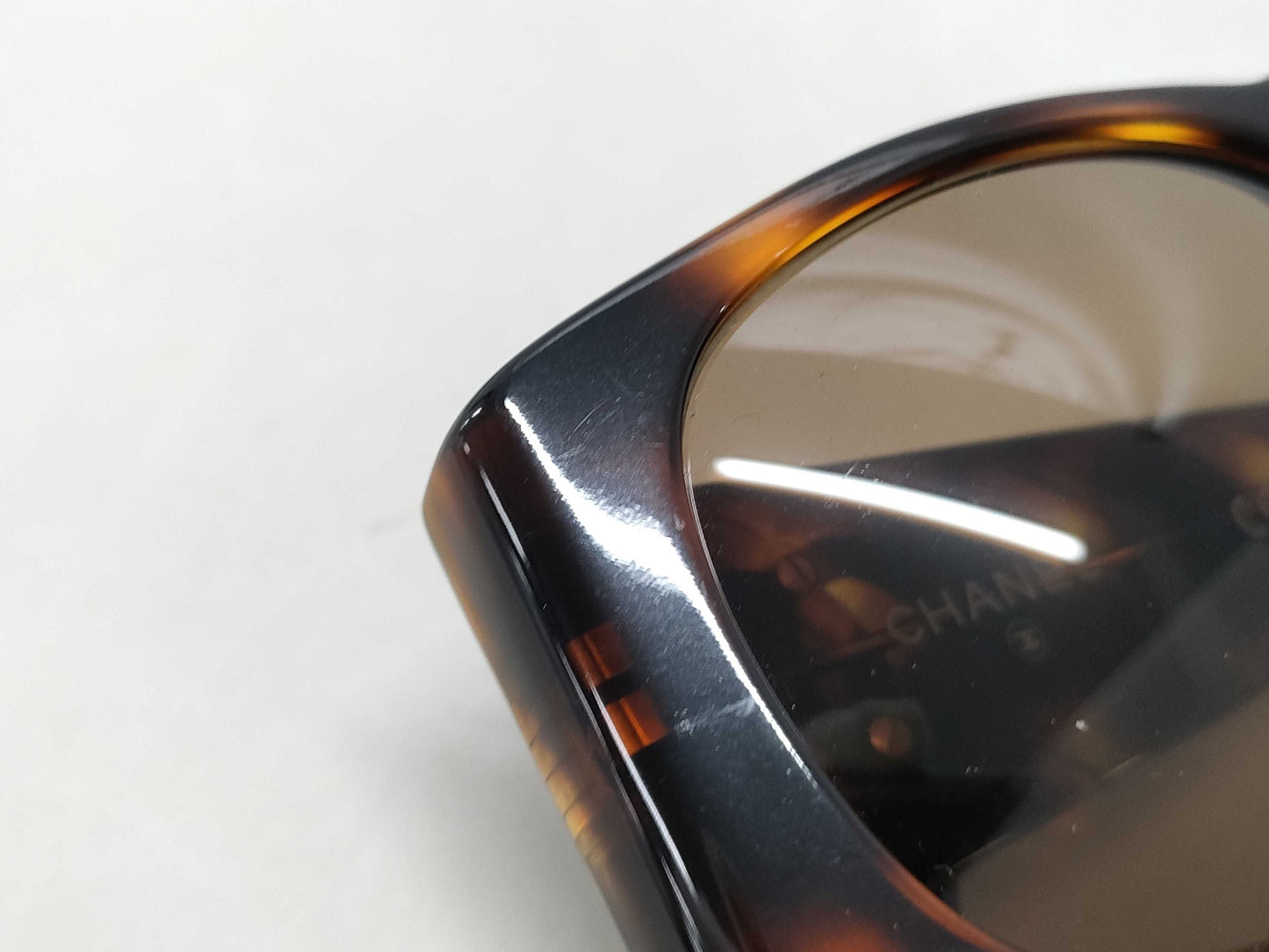 CHANEL Matelasse Coco Mark Tortoiseshell Sunglasses with Case
