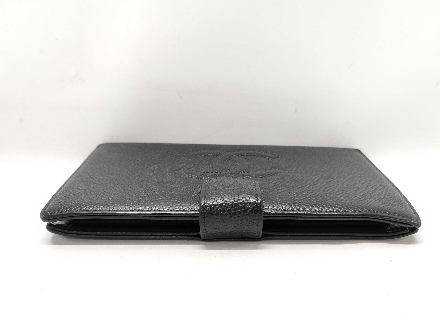CHANEL Caviar Skin Wallet