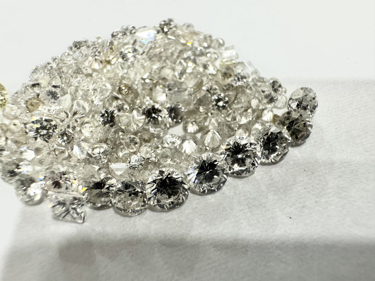 7.07ct Melee Diamonds Loose Diamond