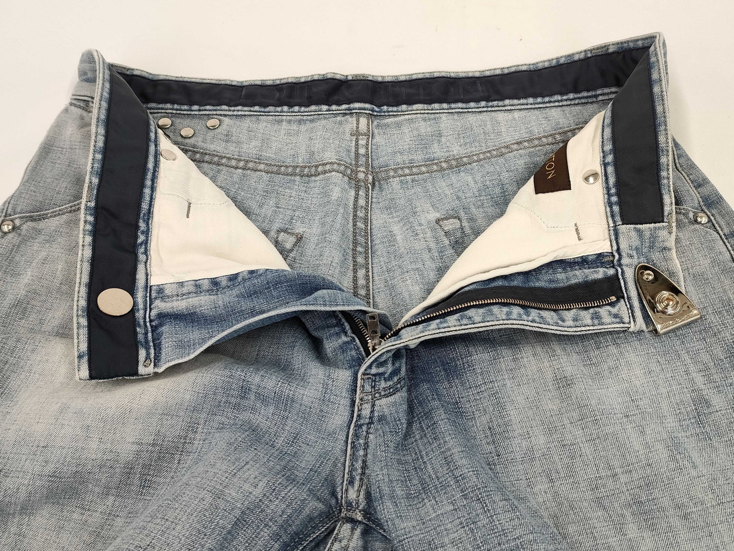 LOUIS VUITTON LOUIS VUITTON Louis Vuitton Buckle Denim Jeans, Size 38, Pants