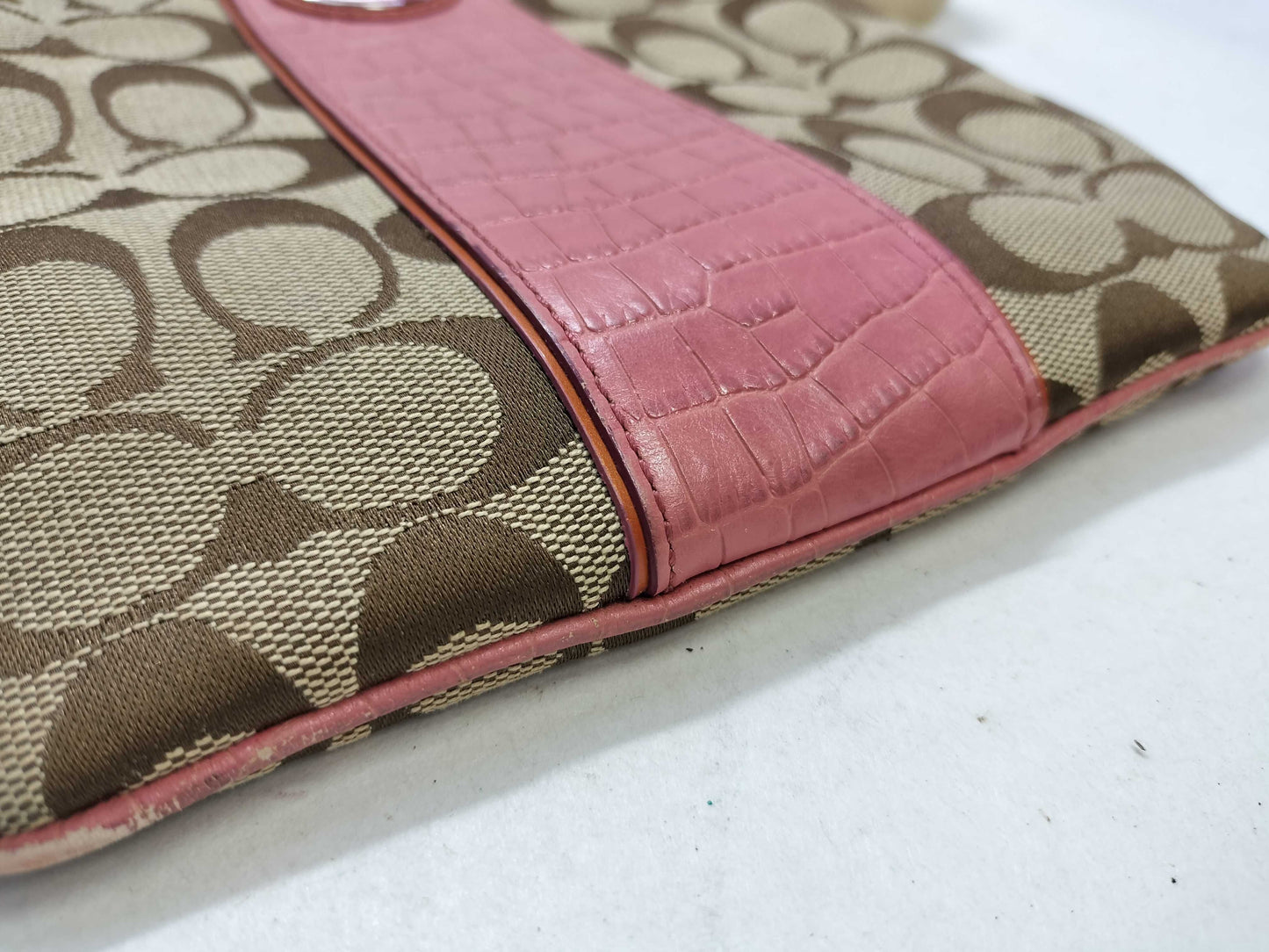 COACH Signature Coach Bag Shoulder Bag