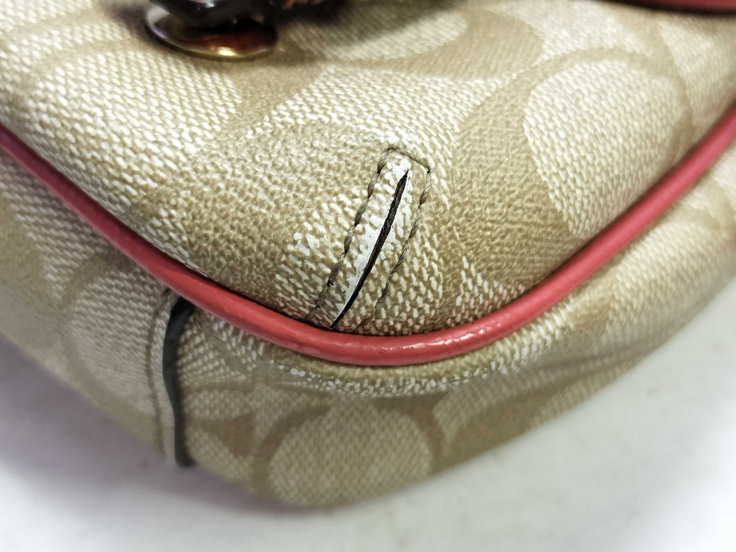 COACH Signature Coach Bag x 1 Shoulder Bag