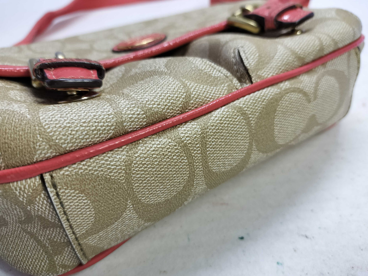 COACH Signature Coach Bag x 1 Shoulder Bag