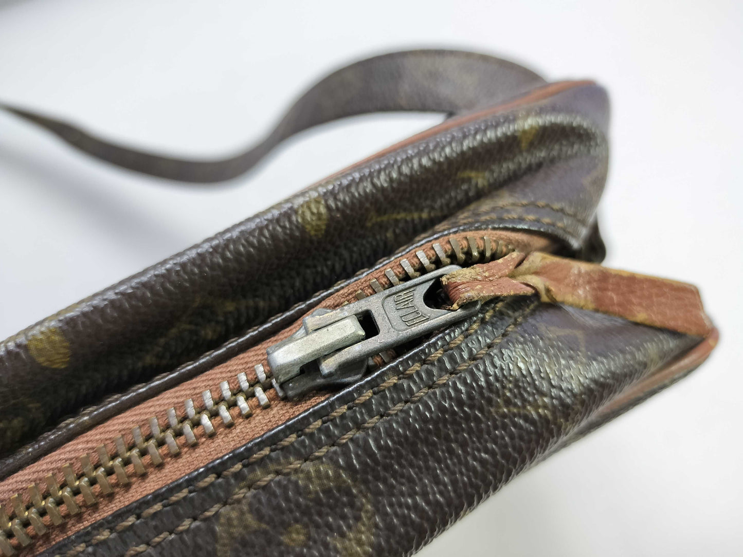 LOUIS VUITTON Monogram Shoulder Bag Louis Vuitton Shoulder Bag