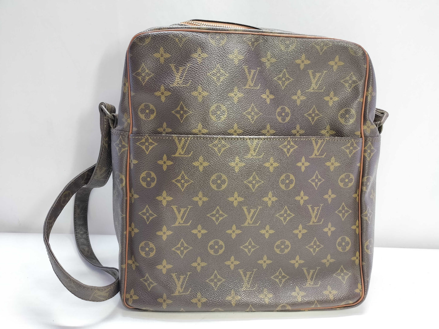 LOUIS VUITTON Monogram Shoulder Bag Louis Vuitton Shoulder Bag