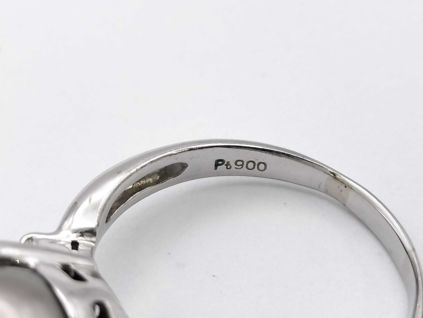 Pearl diameter: approx. 11.2mm, D0.16ct, PT900, 7.9g, Ring
