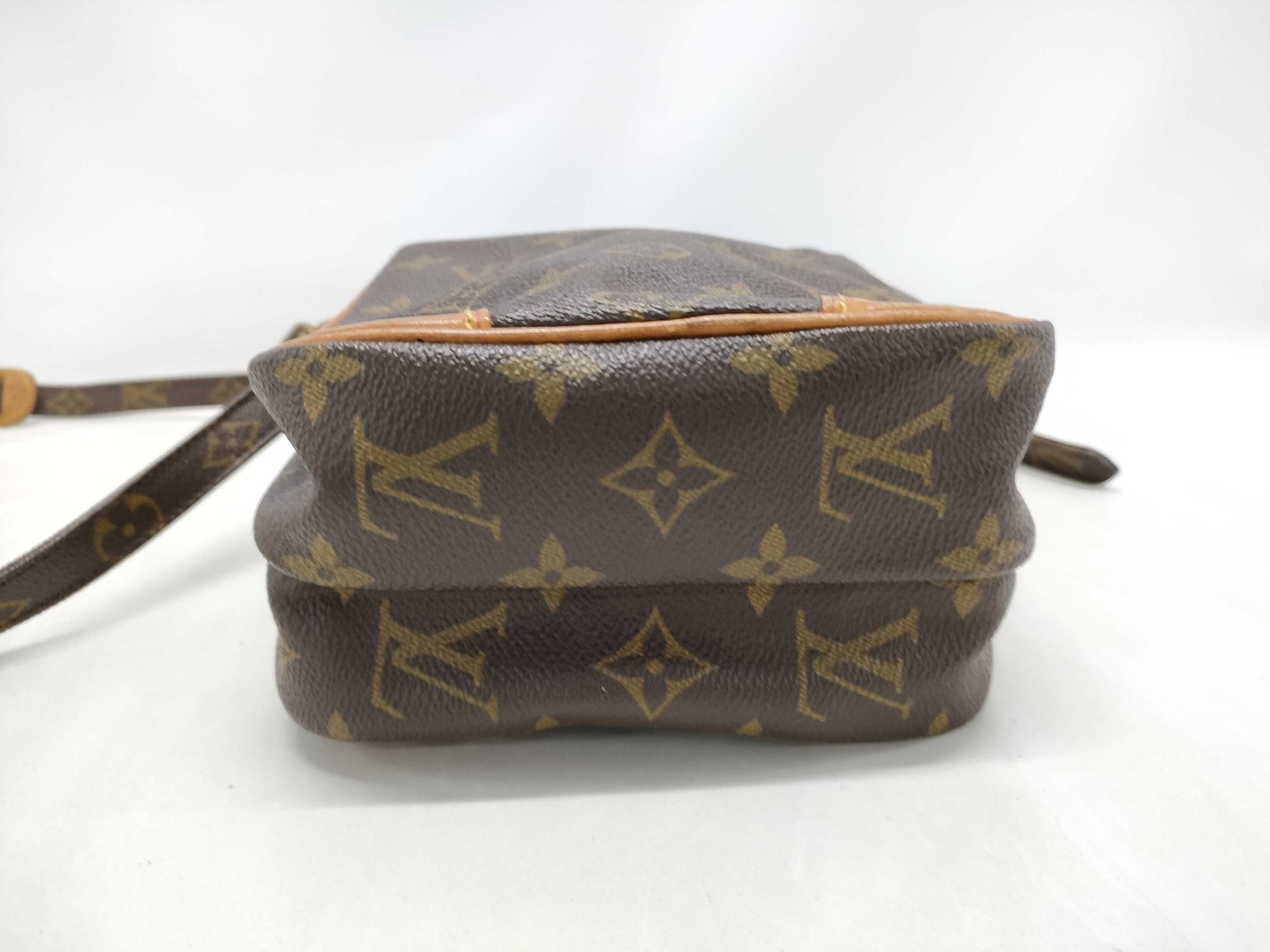 LOUIS VUITTON Monogram Louis Vuitton Monogram Brand Bag Amazon Shoulder Bag