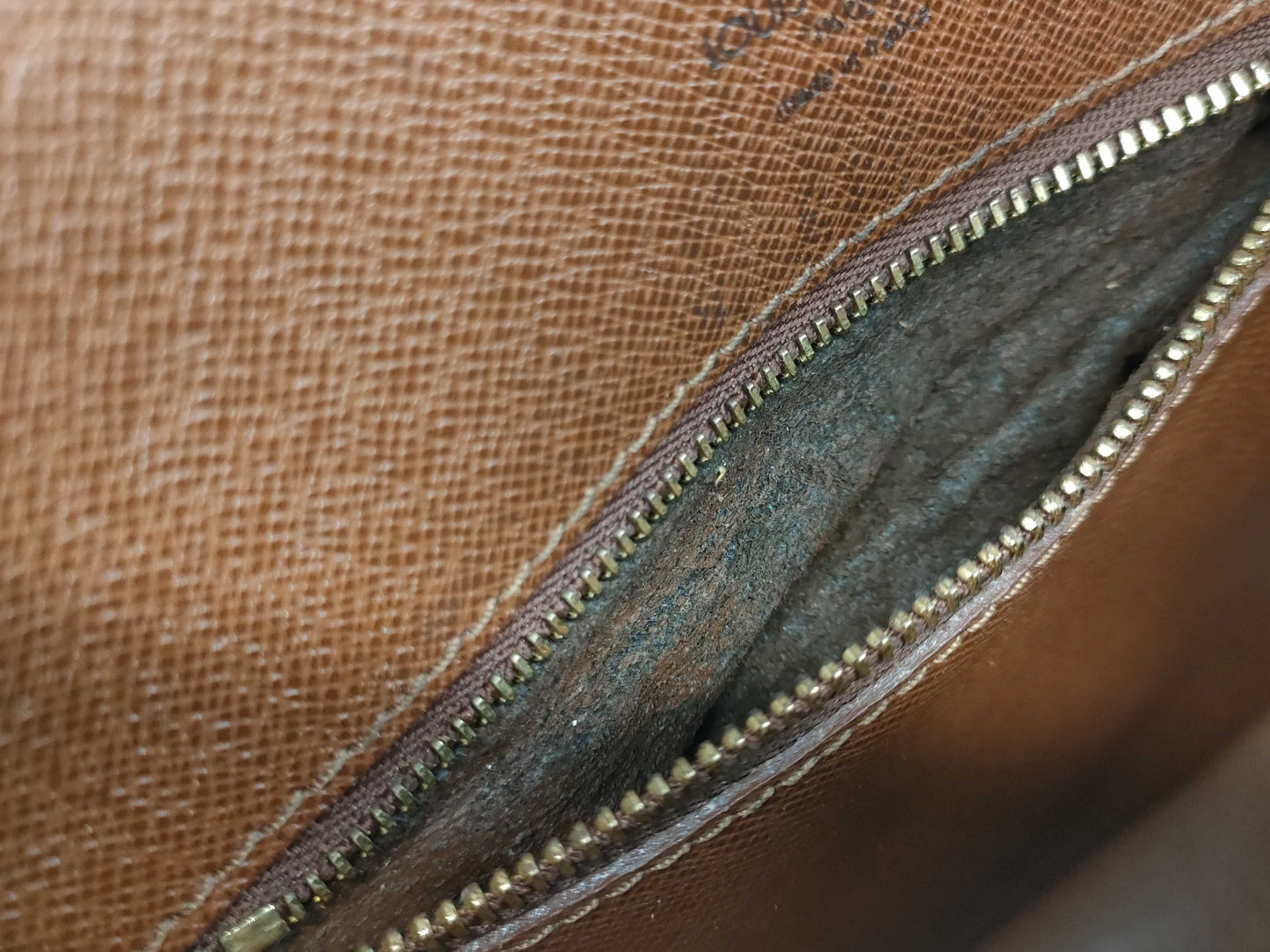 LOUIS VUITTON Monogram Saint-Cloud brand bag MI8911 shoulder bag