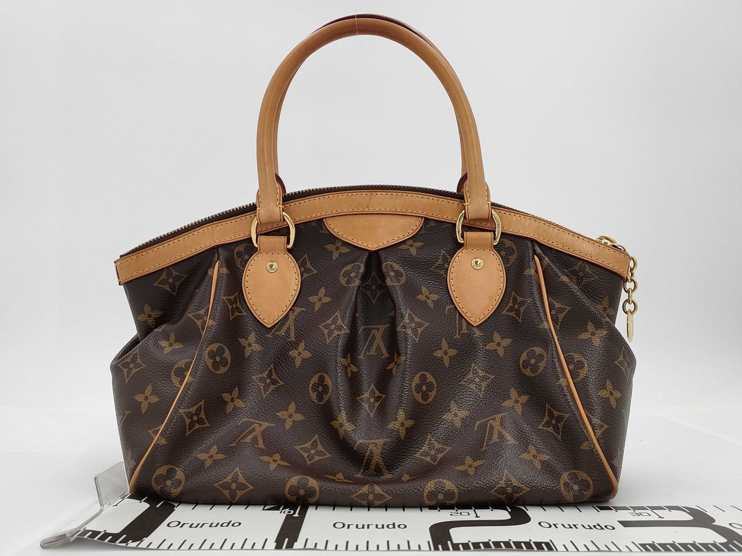 LOUIS VUITTON LOUIS VUITTON Louis Vuitton Monogram Tivoli PM Bag