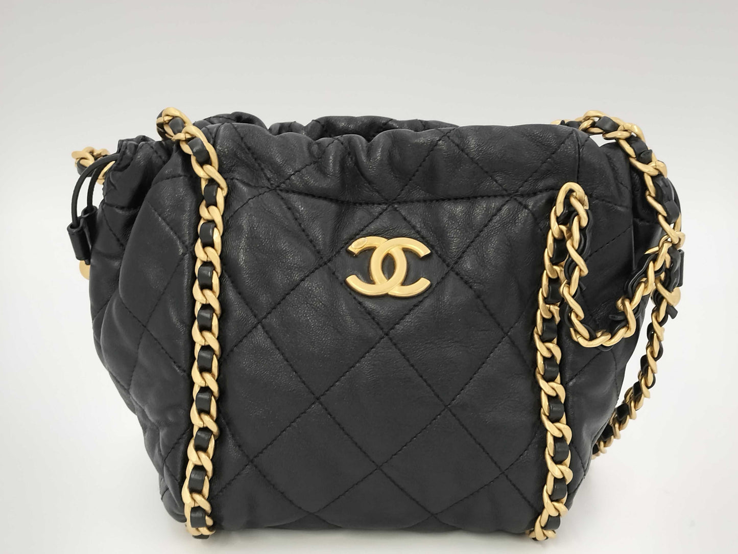 CHANEL Matelasse Shoulder Bag