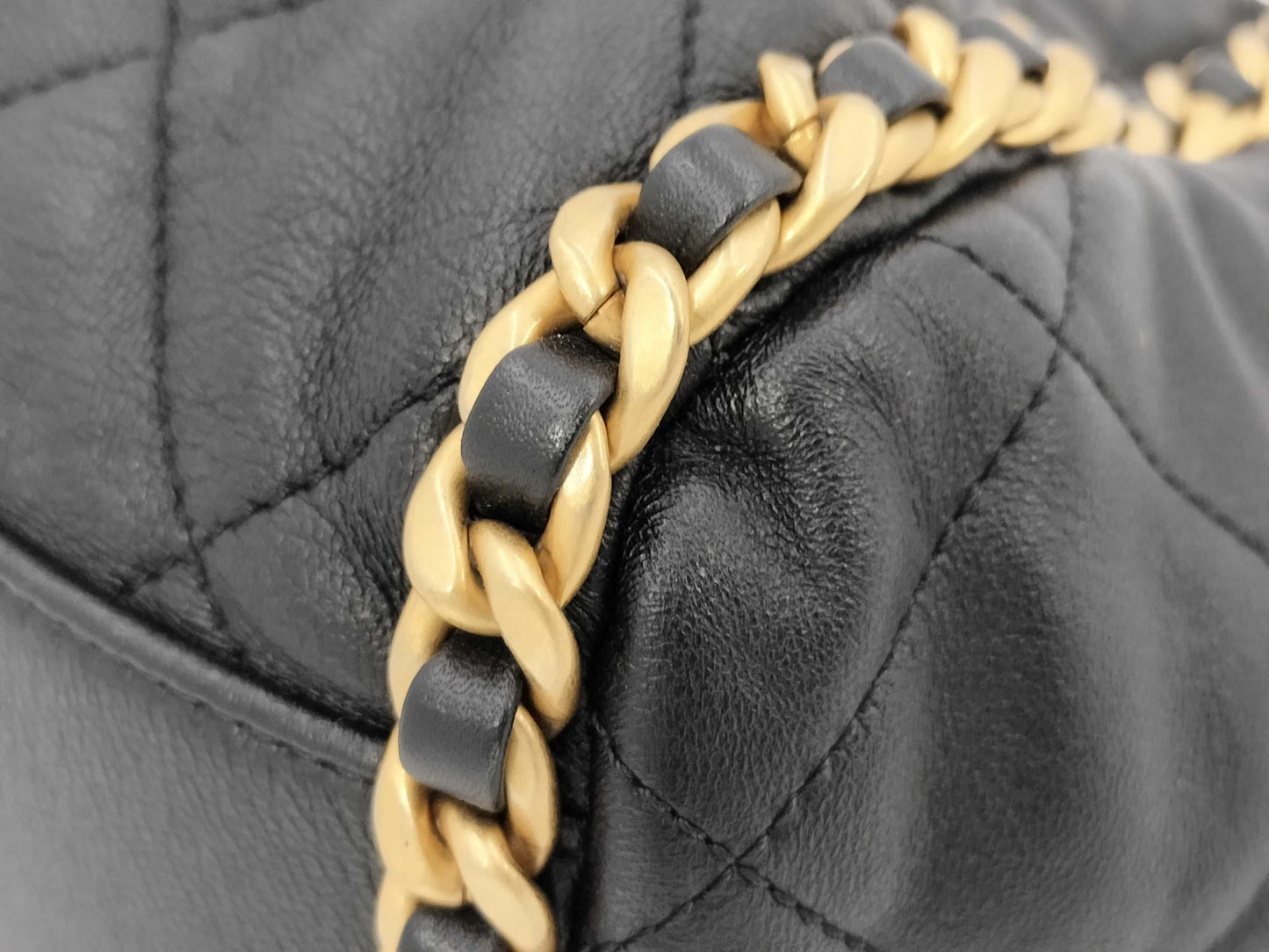 CHANEL Matelasse Shoulder Bag