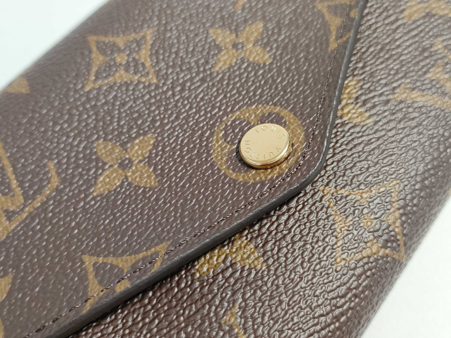 LOUIS VUITTON M60531 Monogram Portefeuille Sarah Monogram RFID Wallet
