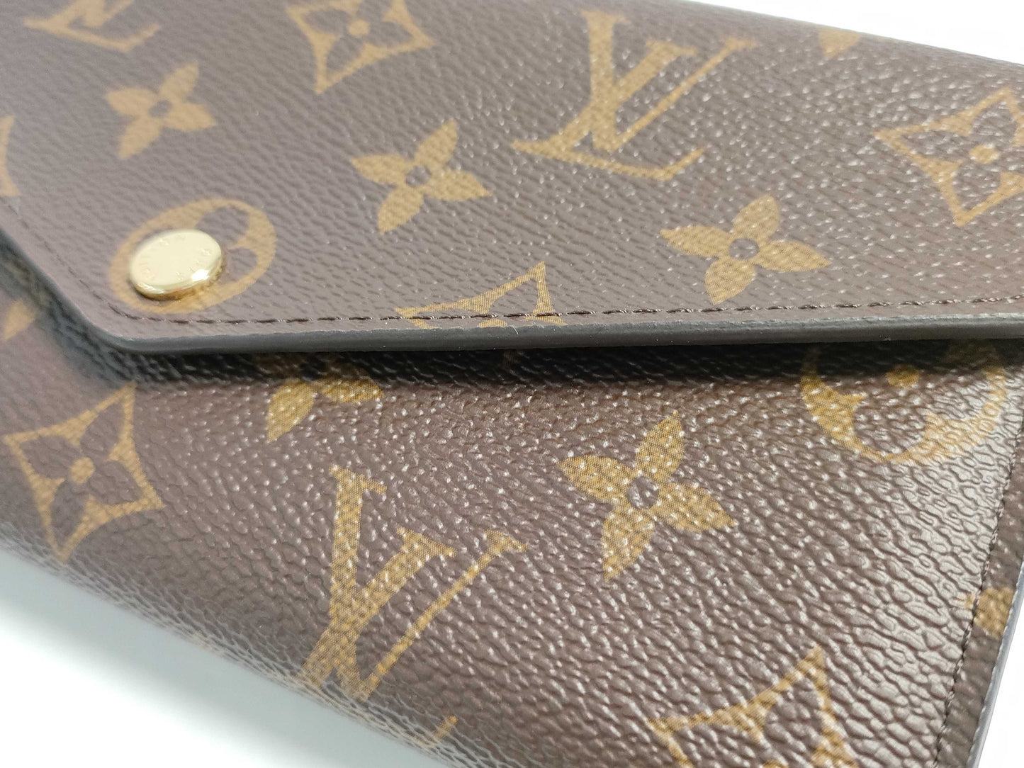 LOUIS VUITTON M60531 Monogram Portefeuille Sarah Monogram RFID Wallet