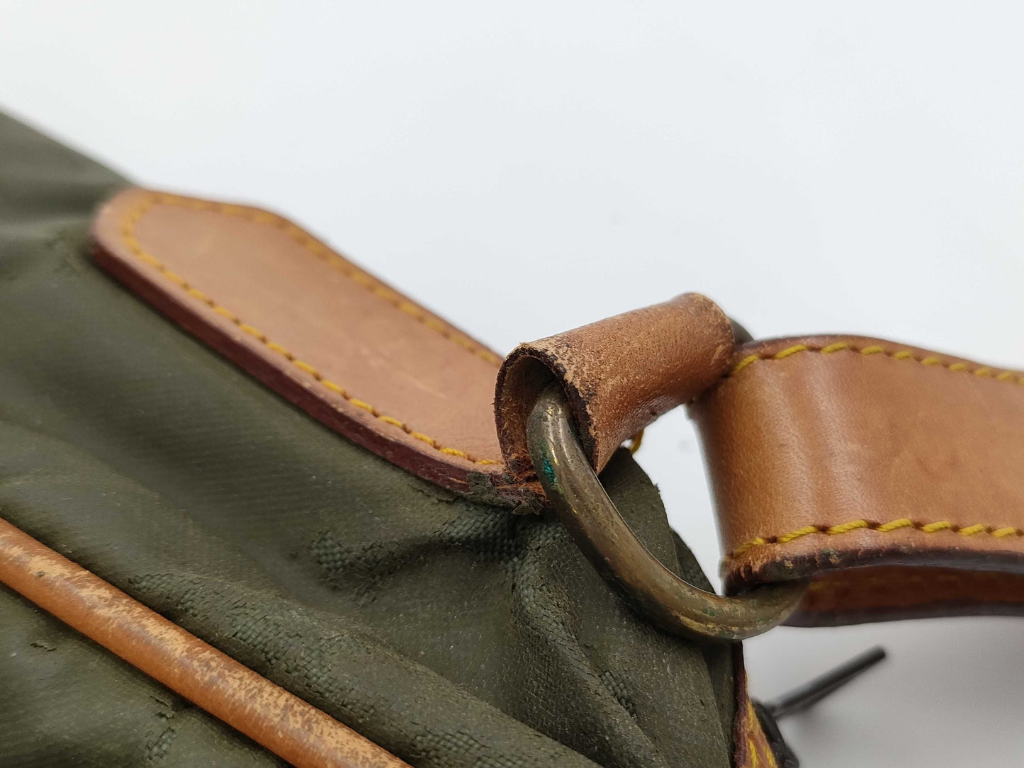 HUNTING WORLD Hunting World Nylon Shoulder Bag Khaki Shoulder Bag