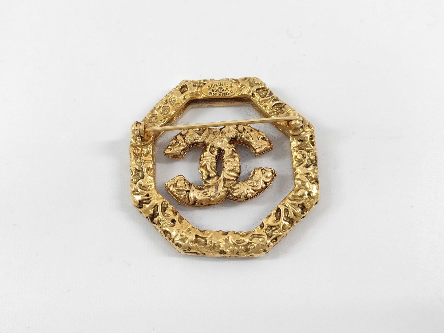 CHANEL Lava Coco Clear Octagon Brooch with Comments