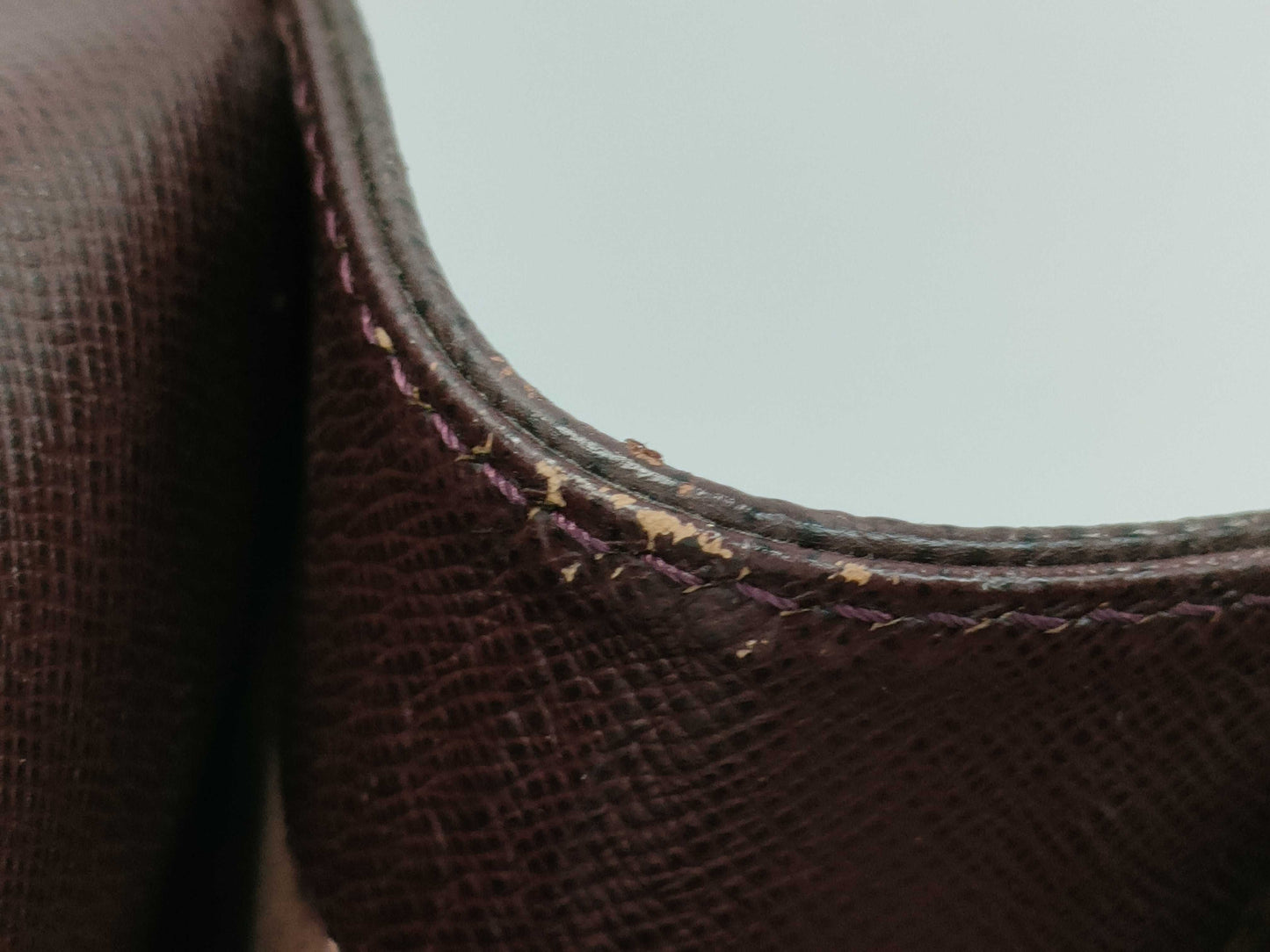 LOUIS VUITTON M30776 Taiga Business Bag