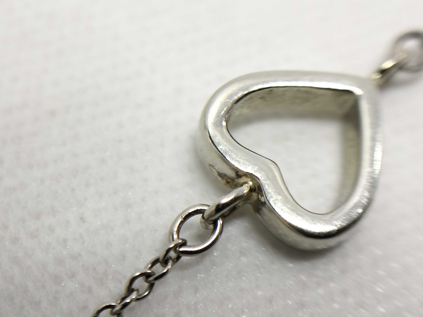 Tiffany & Co. Heart Bracelet/Bangle in Yellow Gold/White Gold 750