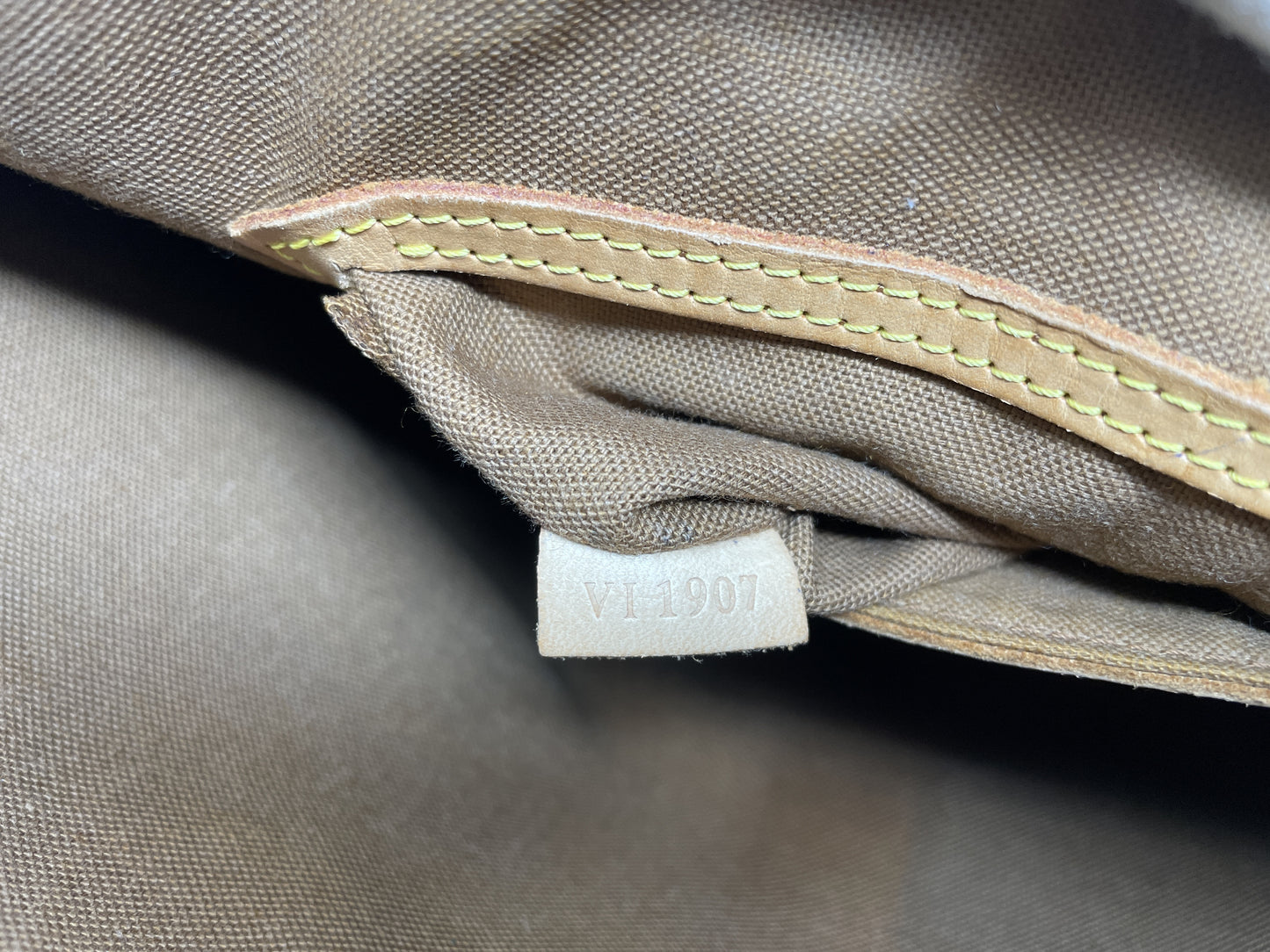 LOUIS VUITTON Alma M51130 Handbag