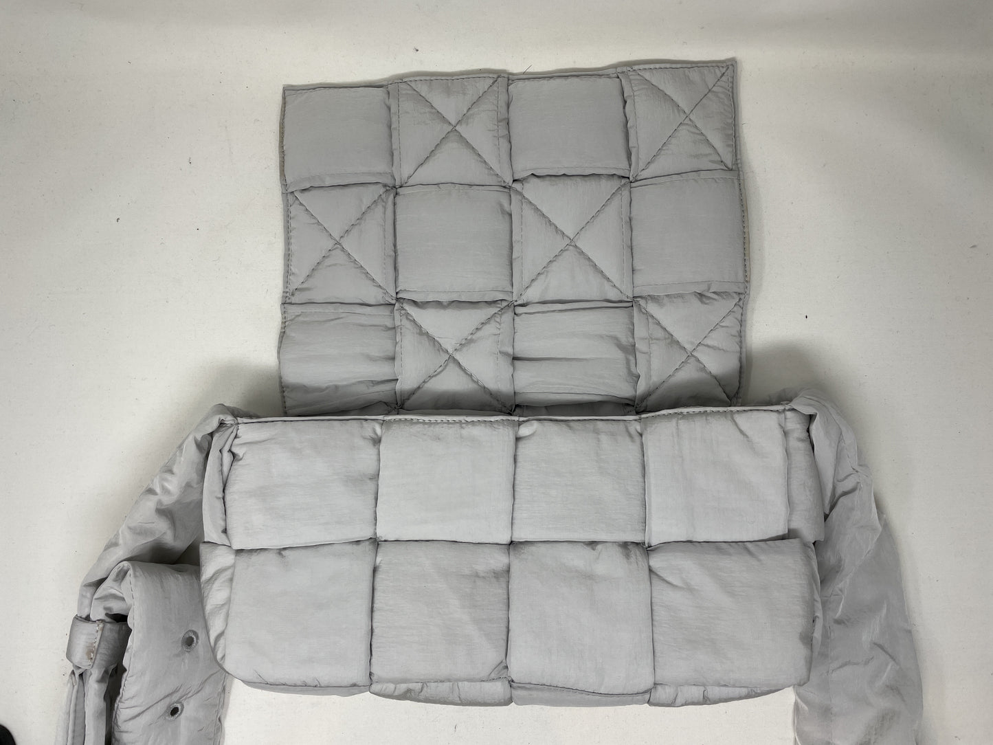 BOTTEGA VENETA Cassette Intrecciato Shoulder Bag
