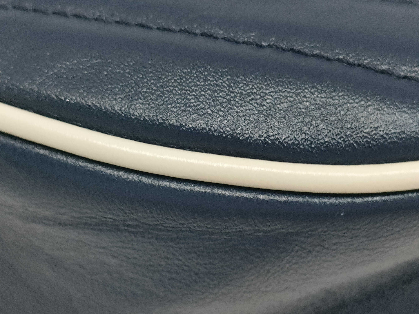 GUCCI GG Marmont Round Shoulder Bag, Navy