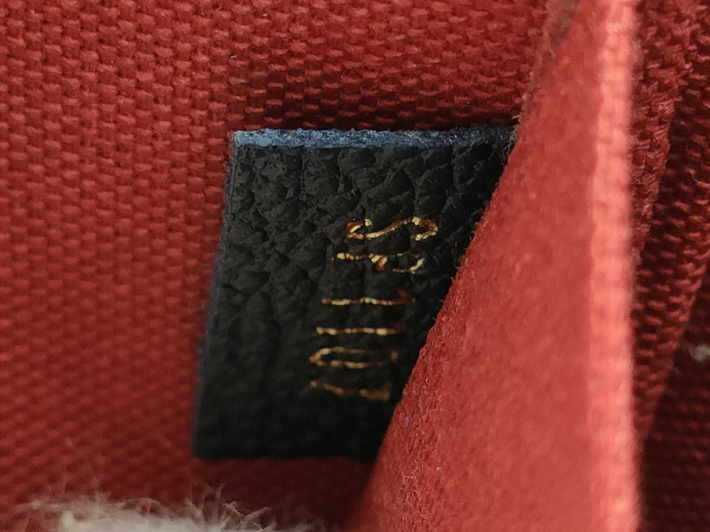 LOUIS VUITTON LV Empreinte Pochette Felicie Shoulder Bag Marine Rouge Shoulder Bag