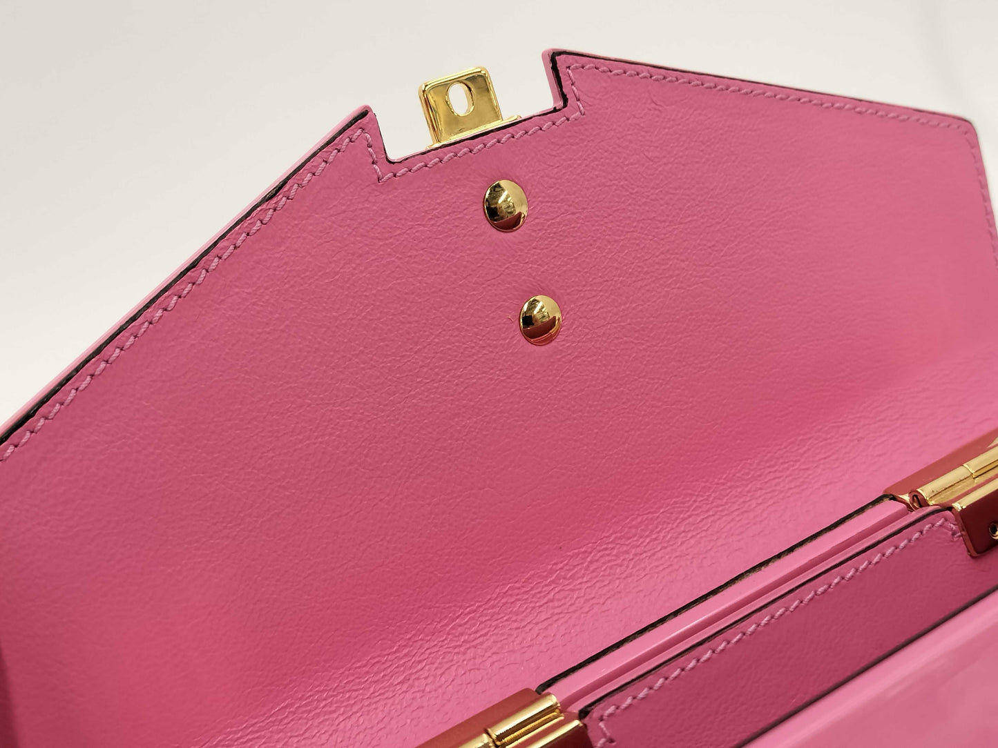 GUCCI Sylvie Shoulder Bag/Handbag Pink