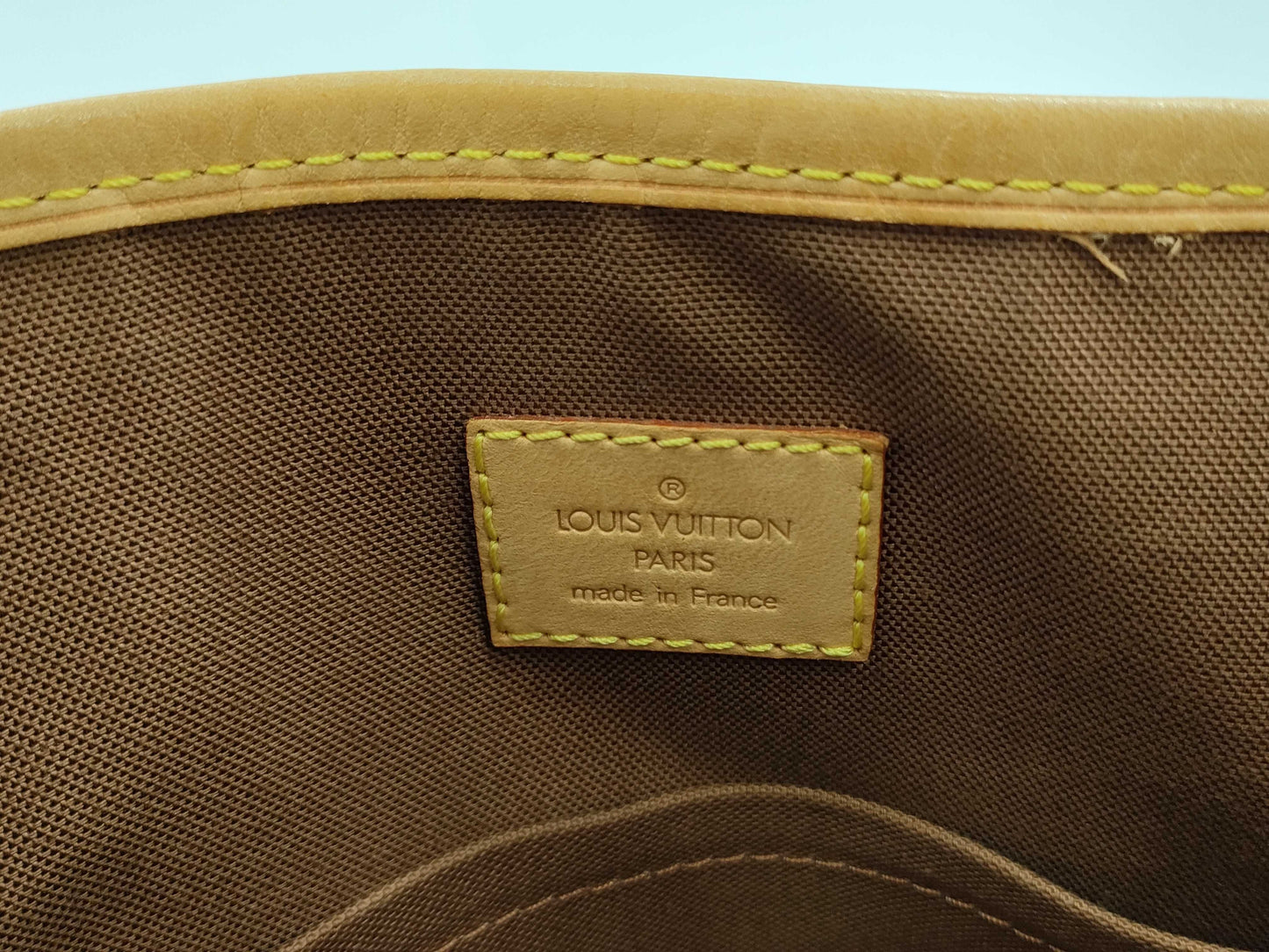 LOUIS VUITTON Monogram Batignolles PM Handbag