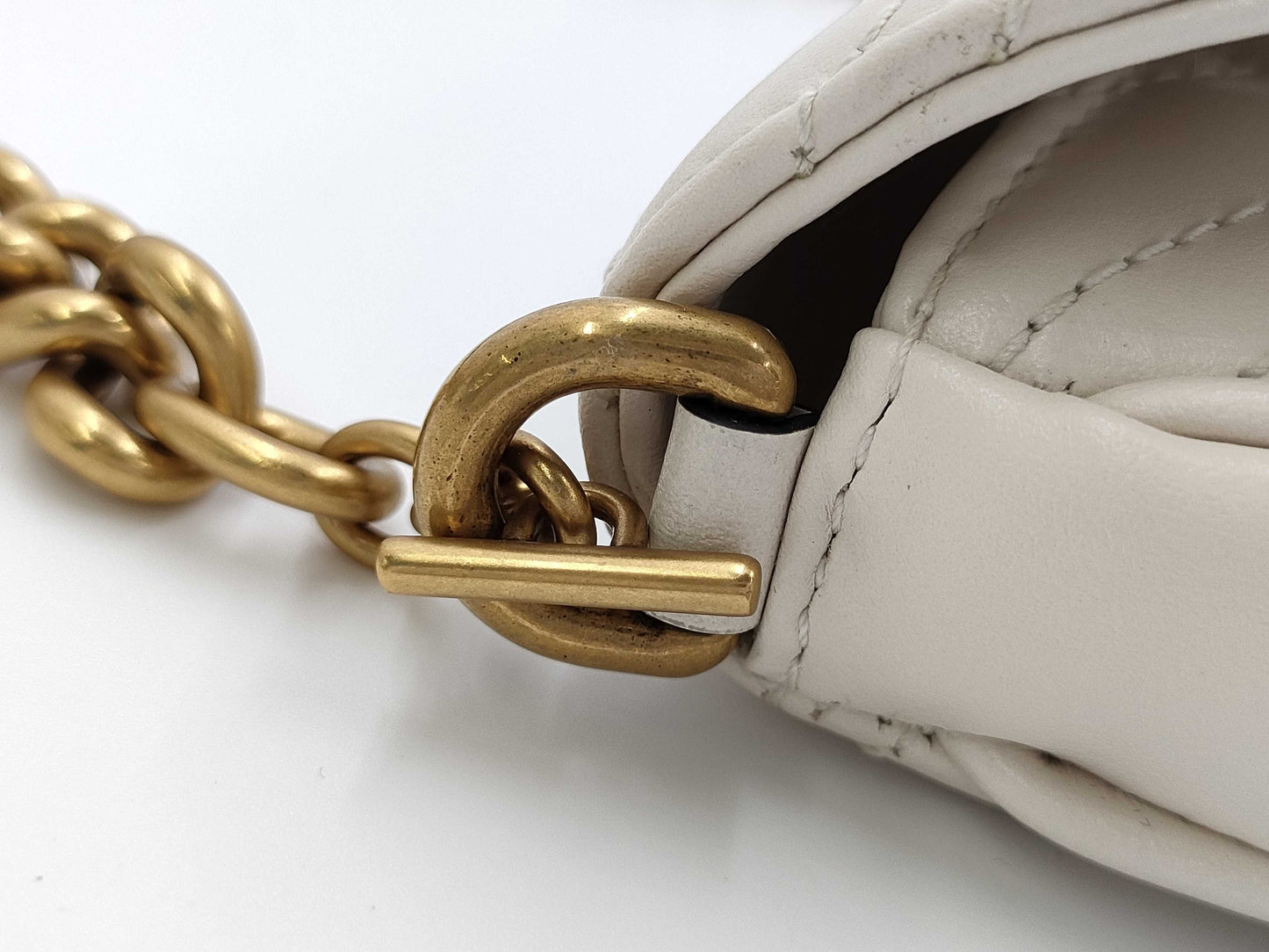 GUCCI Unused Marmont Quilted Handbag