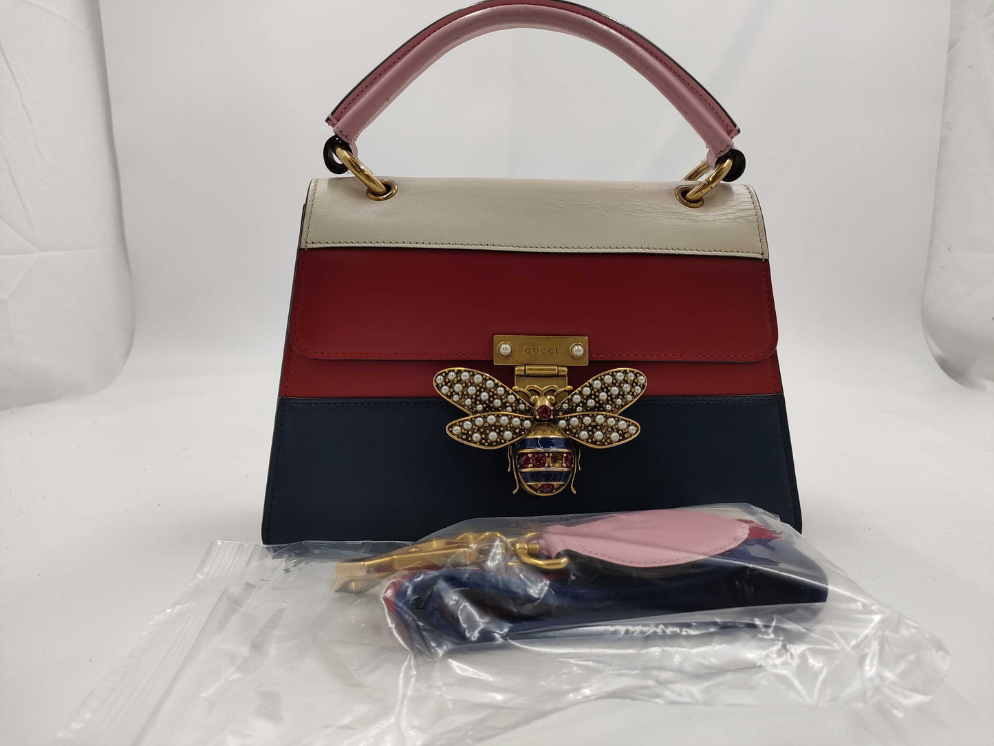GUCCI Queen Margaret Stripe Bee 476541 White x Red x Navy Leather Shoulder Bag Women's Handbag
