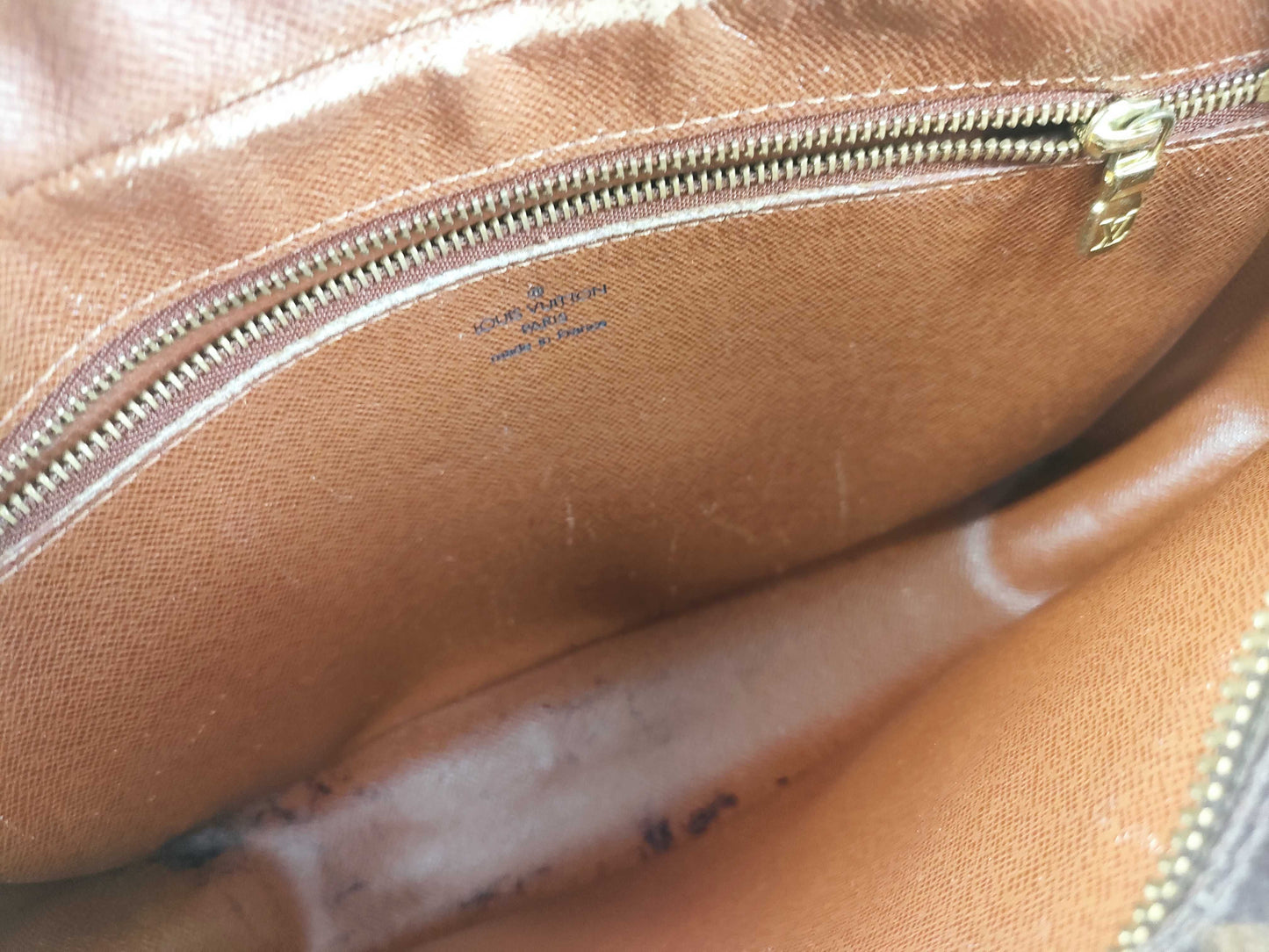 LOUIS VUITTON Monogram Louis Vuitton Shoulder Bag