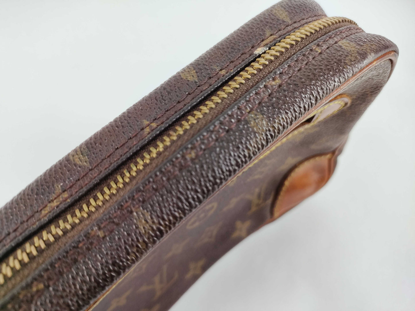 LOUIS VUITTON Monogram Louis Vuitton Second Bag