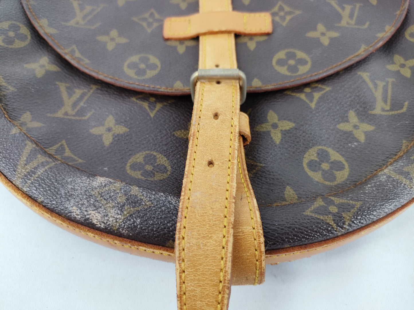 LOUIS VUITTON Monogram Louis Vuitton Shoulder Bag