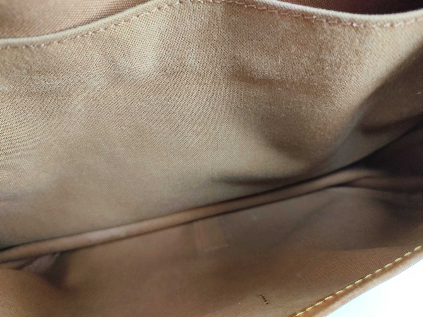 LOUIS VUITTON Monogram Shoulder Bag