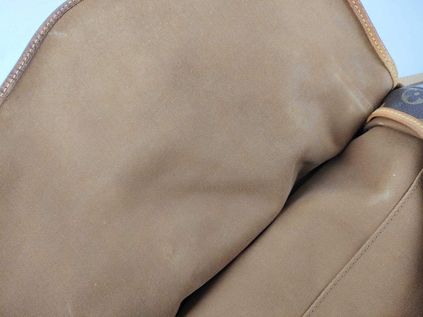 LOUIS VUITTON Monogram Louis Vuitton Shoulder Bag