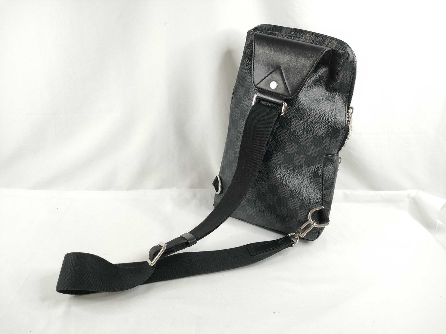 LOUIS VUITTON N41719 Damier Graphite Louis Vuitton Damier Graphite Avenue Sling Bag N41719 Shoulder Bag