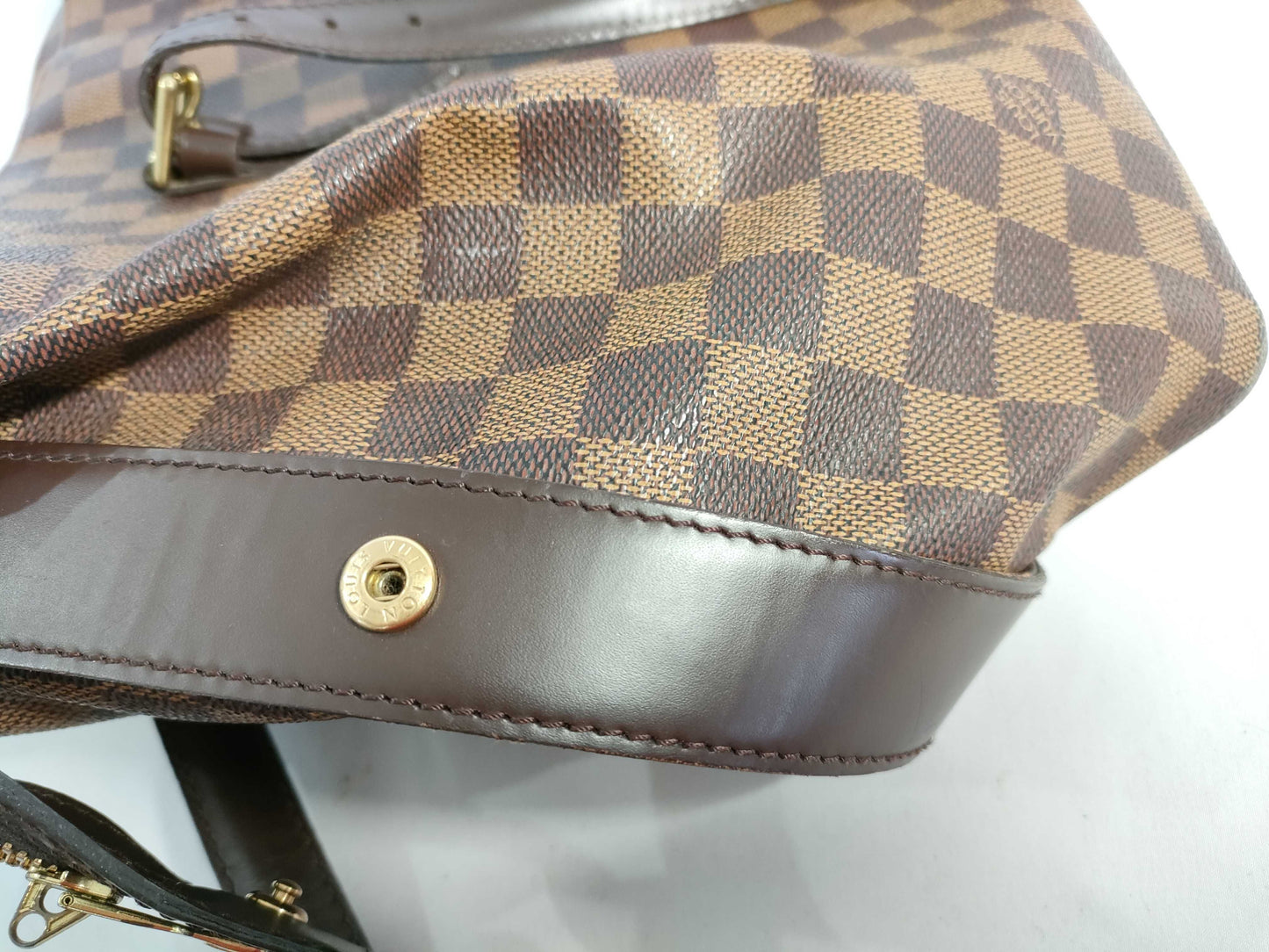 LOUIS VUITTON N51119 Damier Chelsea Handbag